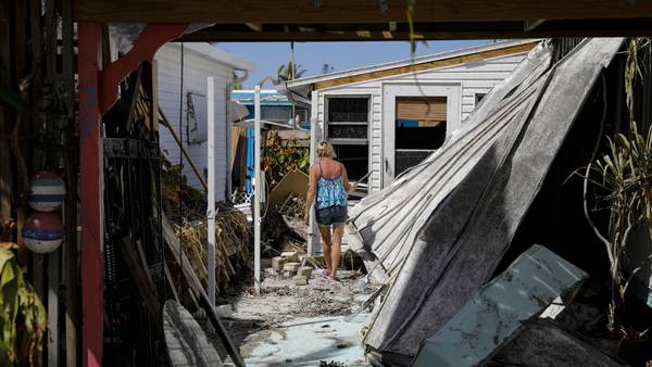 El número de muertos por el huracán Ian asciende a 100 en EE.UU.dfd