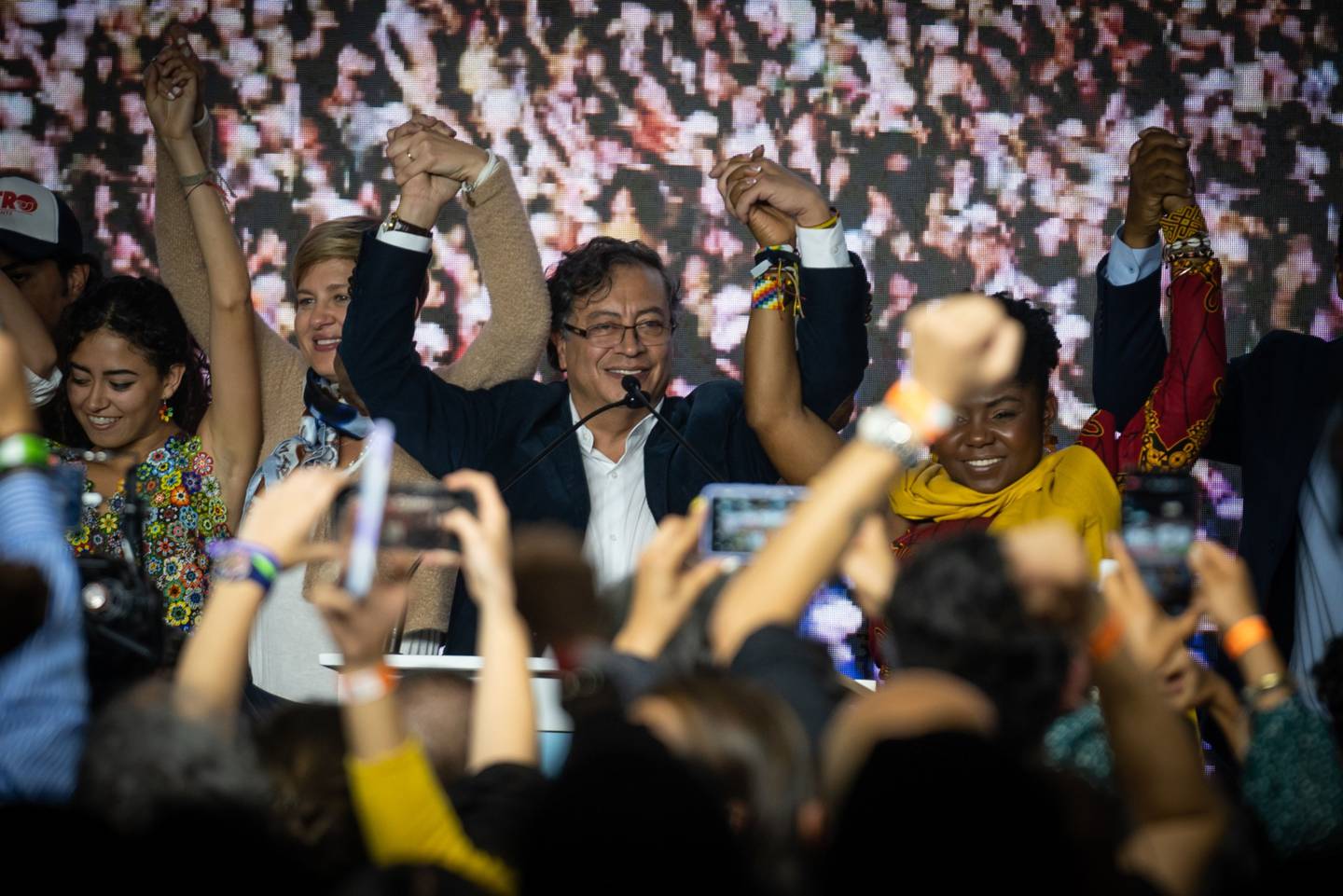 Gustavo Petro addresses his supporters in Bogotá.dfd