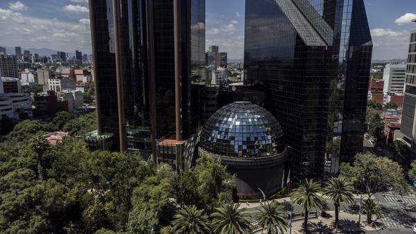 Bolsa Mexicana reduce participación de mercado por reforma de piso parejodfd