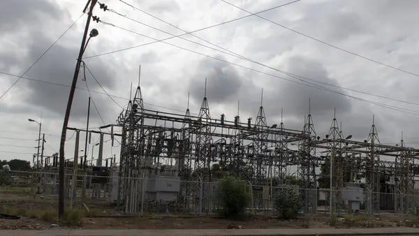 Crisis energética en Venezuela: Maduro nombra a un nuevo ministro y habla de “guerra eléctrica”dfd