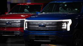 Ganancias de Ford superan levemente consenso de analistas por mayores precios