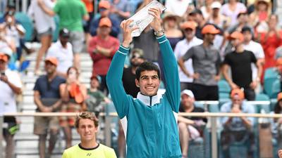 Espanhol de 18 anos vence o Miami Open e leva prêmio de mais de R$ 5 milhõesdfd