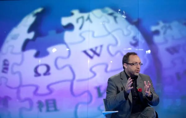 Jimmy Wales, cofundador de Wikipedia, durante una entrevista televisiva en Londres, Reino Unido, el lunes 7 de noviembre de 2011.