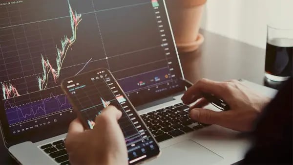Day trading exige conhecimento do investidor que decide operar dessa forma, segundo especialistas (Foto: Shevtsovy/Shutterstock)