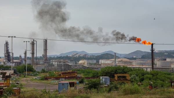 Eni, Repsol Pressure Venezuela for Greater Control of Oilfields In Wake of Chevron Dealdfd