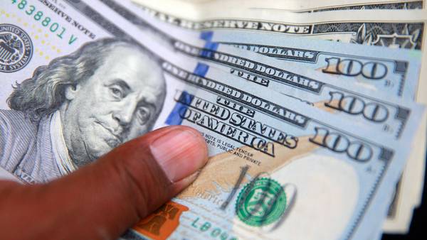 Dólar en Colombia cerró a $4.536 y tocó precio mínimo de $4.504 durante la jornada dfd