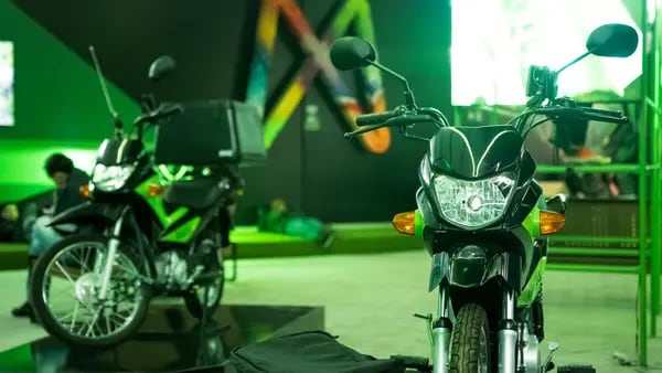 Brazil Motorbike Rental Startup Attracts Hedge Funds, Raises $40Mdfd