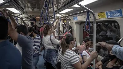 Users of São Paulo metro.