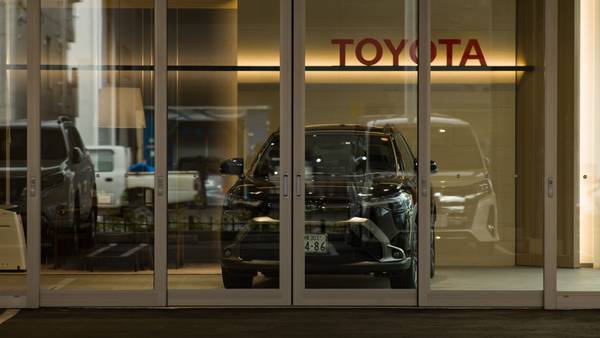 Toyota Argentina se quedó sin cubiertas y frenará la producción de vehículos dfd