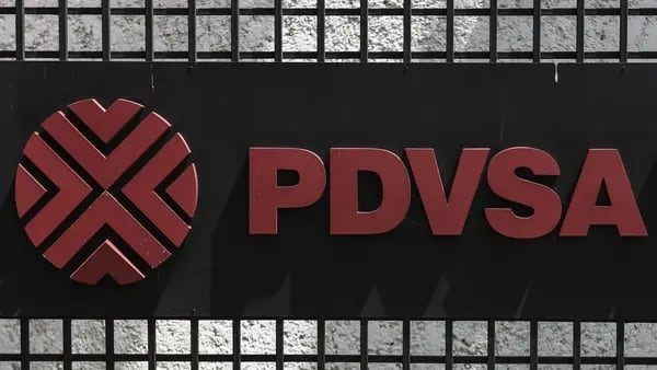 Se intensifica suspensión de exportaciones de Pdvsa por auditoría ampliada tras corrupcióndfd