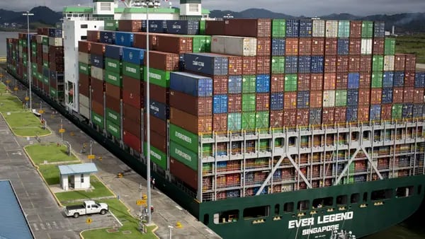 Canal de Panamá impone restricciones al transporte marítimo por sequíadfd
