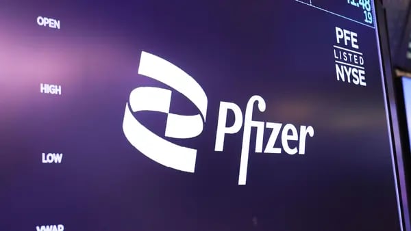 Datos de Pfizer muestran que hacer una pastilla para bajar de peso no será fácildfd