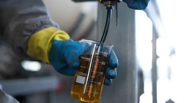 Prática sustentável: JBS testa uso de 100% de biodiesel em sua frotadfd