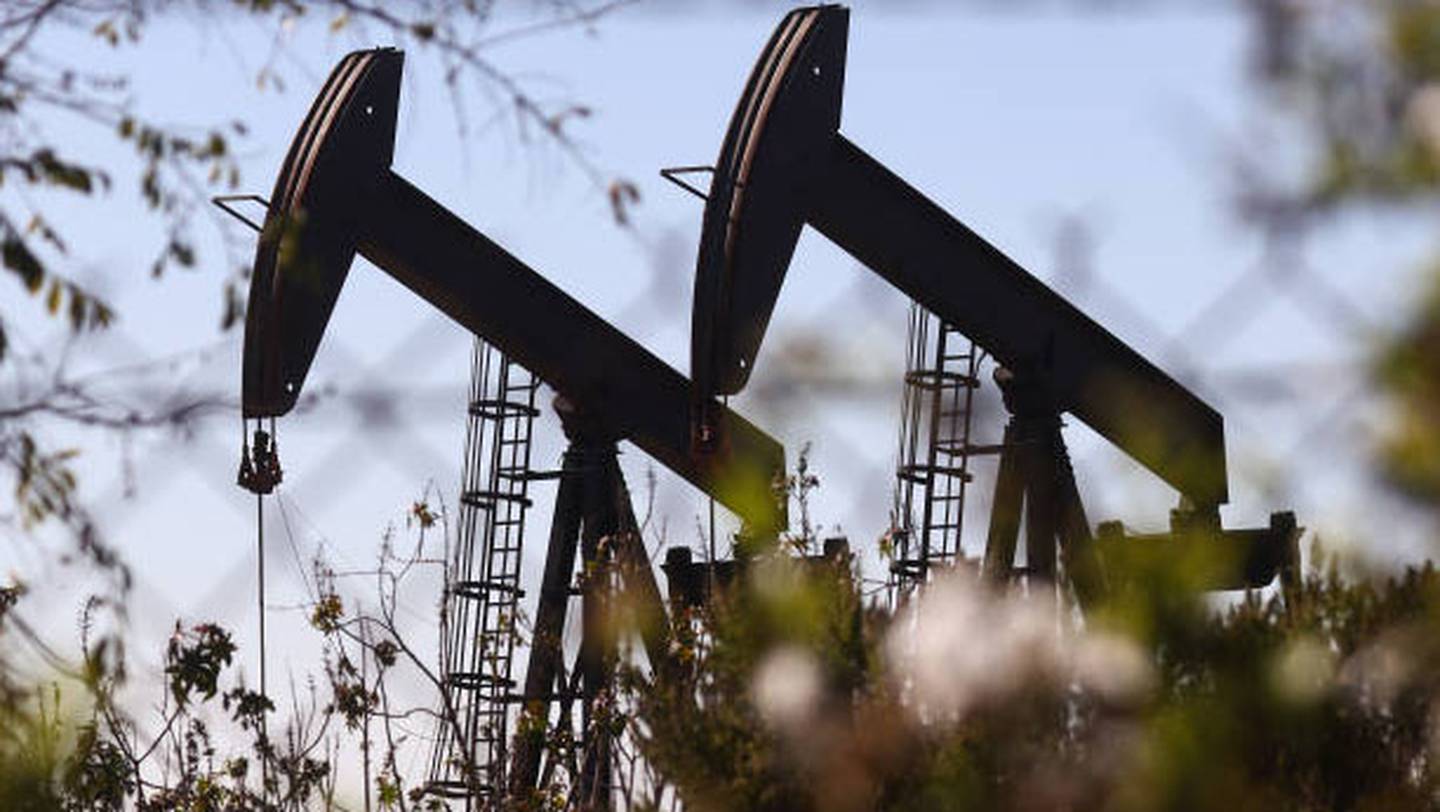 La empresa italiana ENI y la argentina Hokchi Energy presionaron la producción privada de petróleo a la baja en junio, en México.