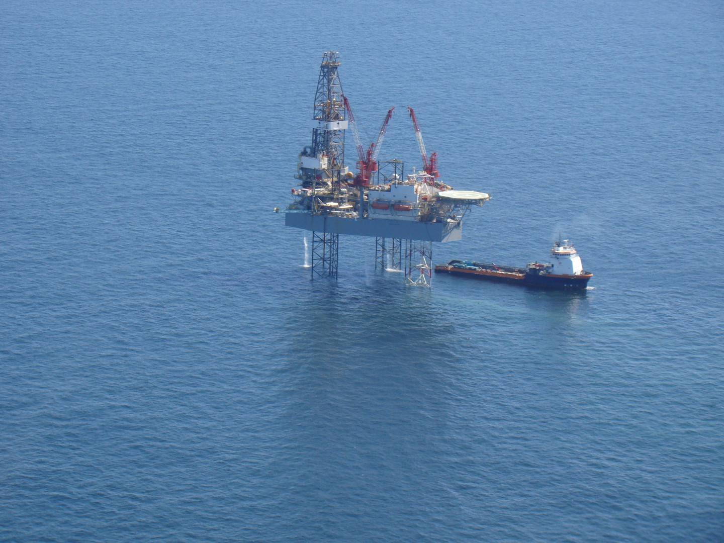 Con amplio potencial, el proyecto de producción de petróleo en el mar argentino corre riesgodfd