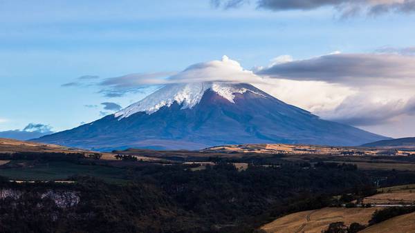 Recomendaciones del Gobierno de Ecuador por cenizas del volcán Cotopaxidfd