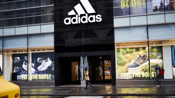 Adidas bloquea ventas de camiseta número 44 de la selección alemana por simbolismo nazidfd