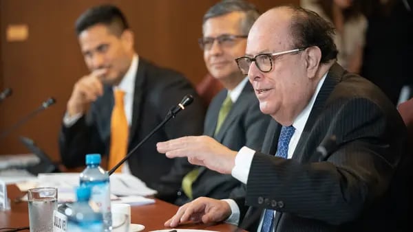 Jefe del Banco Central de Perú desconfía en recortar tasas de interés “muy pronto”dfd
