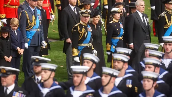 Funeral da Rainha Elizabeth II reúne líderes em Londres, de Biden a Bolsonarodfd