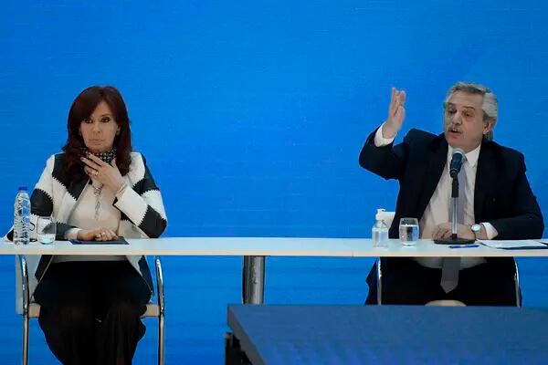 La vicepresidenta argentina, Cristina Fernández de Kirchner, y el presidente, Alberto Fernández 