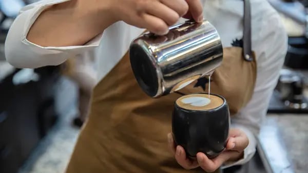 Índice Starbucks: cuántos cafés compra el billete de mayor denominación en países de Latamdfd