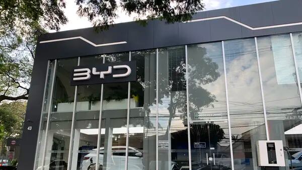 Guerra de preços de carros elétricos chega ao Brasil com modelo de entrada da BYDdfd
