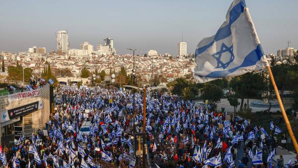 Moody’s se suma a advertencias a Israel sobre riesgo crediticio de reforma judicialdfd
