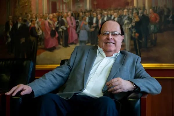 Julio Velarde, presidente del BCR de Perú, elegido banquero central para las Américas del 2022 según The Banker.