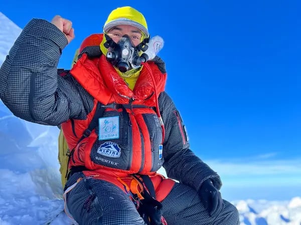 Ronald Quintero logró la hazaña de escalar el Everest el 12 de mayo.