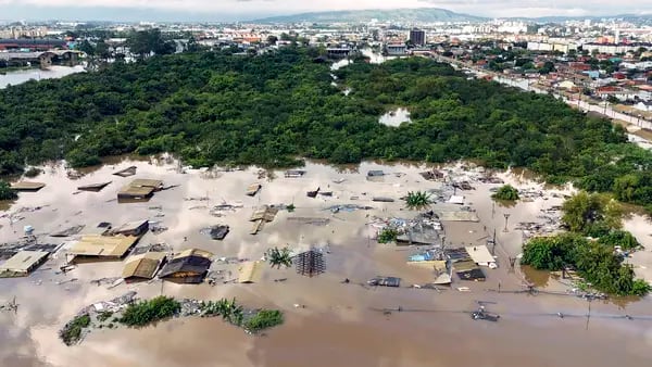 Governador do Rio Grande do Sul: reconstrução após chuvas se compara a pós-guerradfd
