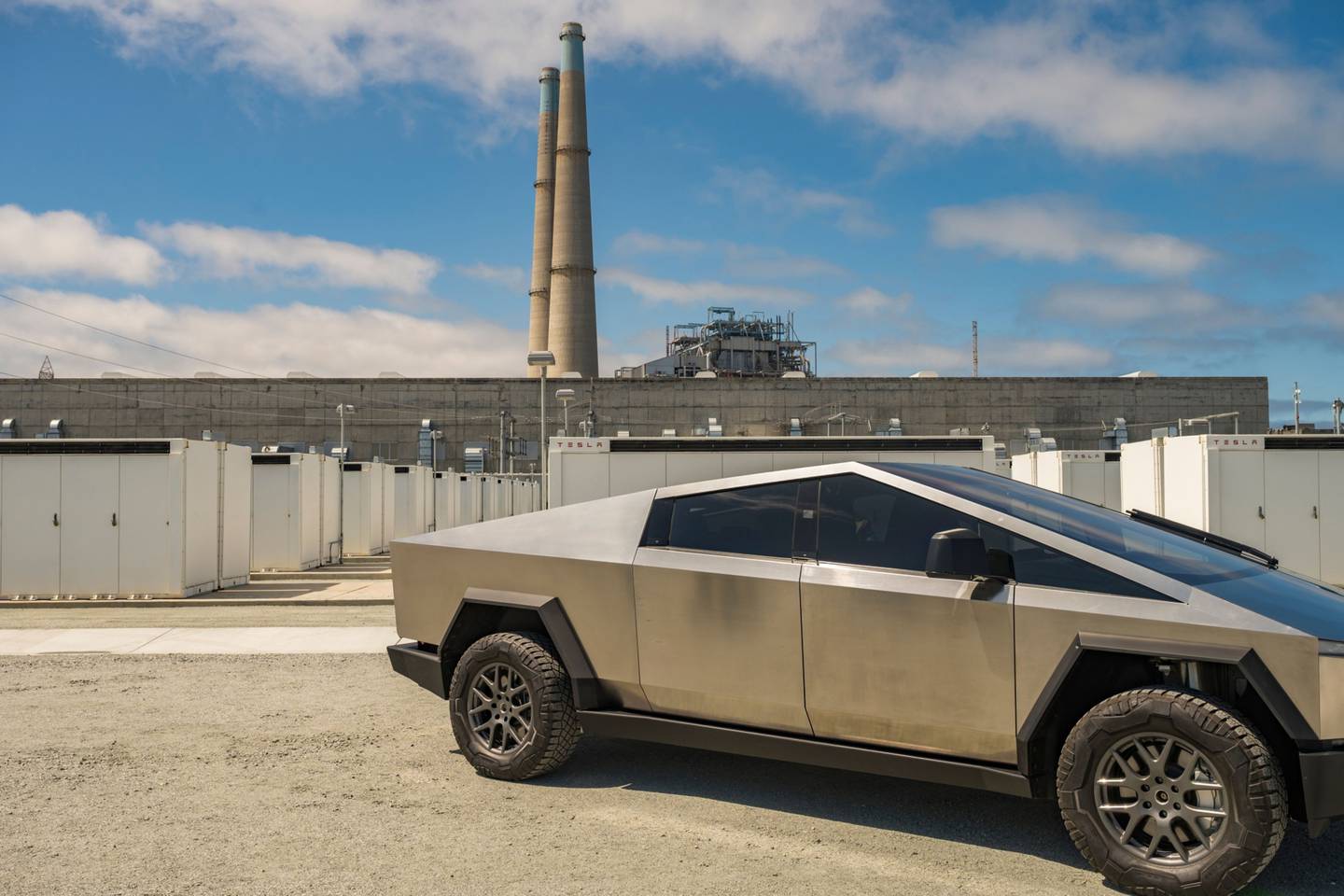 A Cybertruck prototype at PG&E's energy-storage site using Tesla Megapacks in Moss Landing, California.