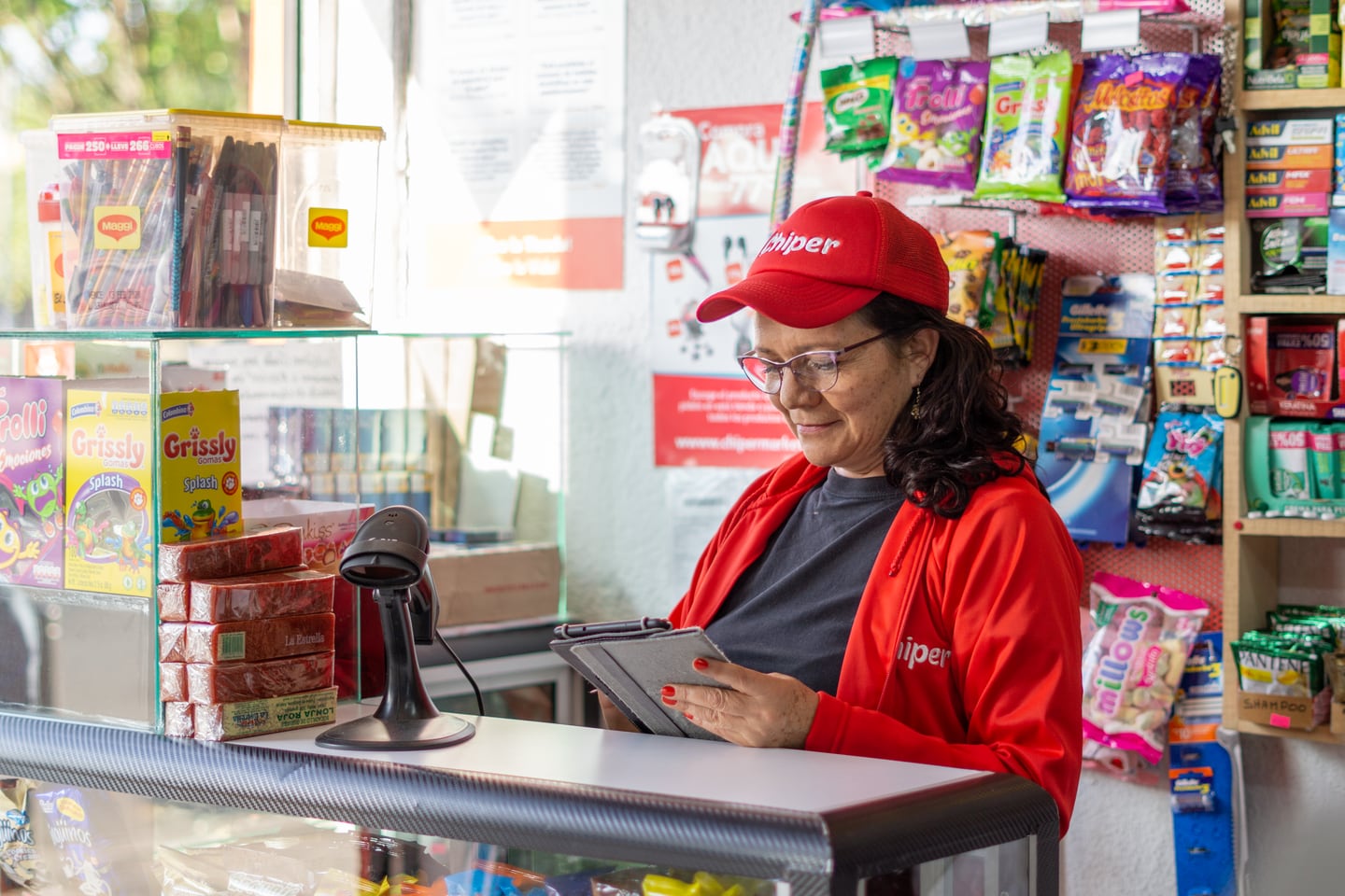 Chiper lets corner store owners buy online and receive goods the next day.