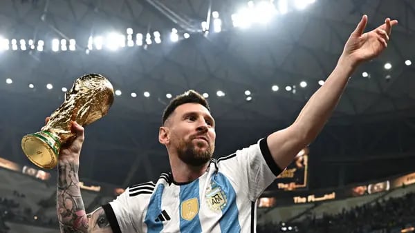 Subasta de camisetas de Messi del Mundial 2022 superaría los US$10 millonesdfd