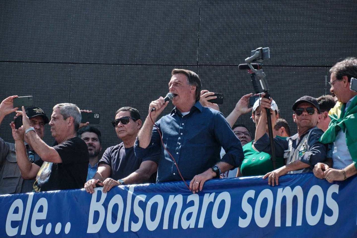 Jair Bolsonaro habla durante un acto en el Día de la Independencia en Brasilia el 7 de septiembre.dfd