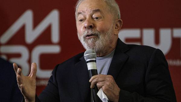Investors Embrace Lula and Stoke Furious Rally in Brazil Marketsdfd