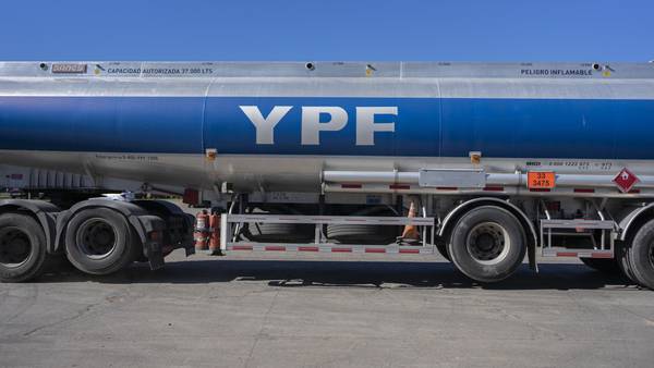 5 claves para entender el repunte de YPF y qué pasará con la acción de la petroleradfd