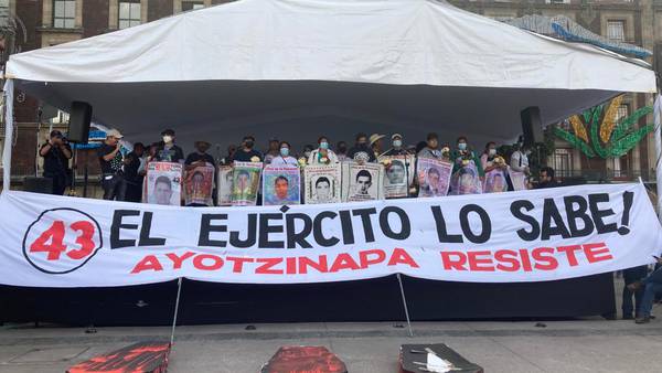 Caso Ayotzinapa: Padres de los 43 temen impunidad de Gobierno de AMLO por Ejércitodfd