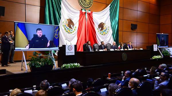 Zelenskiy pide a México ayudar a impulsar su propuesta de pazdfd