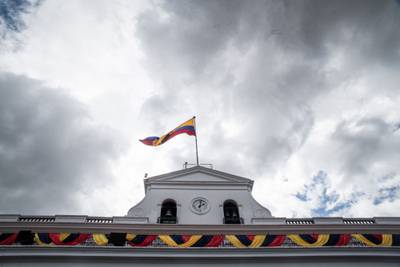 Riesgo país de Ecuador camina a los 2.000 puntos mientras avanza juicio políticodfd