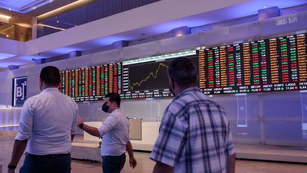 Brazil’s Ibovespa Leads LatAm Gains; Tech Stocks Tumble NYSE’s Nasdaqdfd