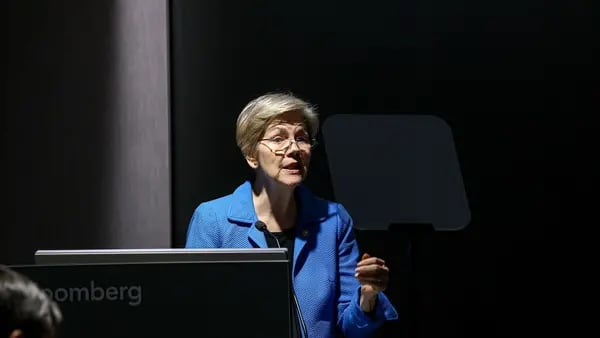 Elizabeth Warren pide limitar a grandes tecnológicas en desarrollos de IAdfd
