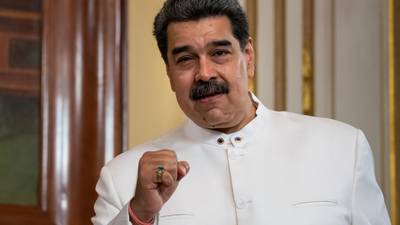 Maduro podrá asistir a la juramentación de Lula tras levantamiento de restriccionesdfd