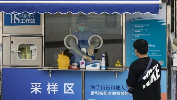Shanghái encuentra primeros casos de Covid-19 fuera de cuarentena tras seis díasdfd