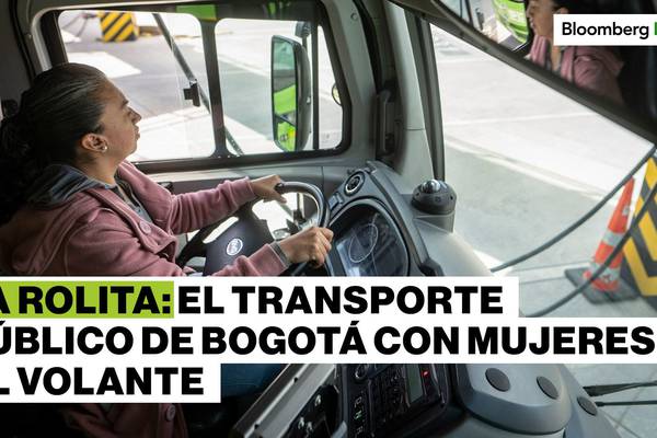 La Rolita: El transporte público de Bogotá con mujeres al volantedfd