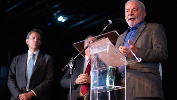 Duras declaraciones del Banco Central disgustan a Lula y su equipo económicodfd