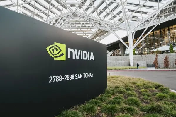 ¿Conviene comprar o vender acciones de Nvidia? Esto sugieren cuatro grandes grupos financieros