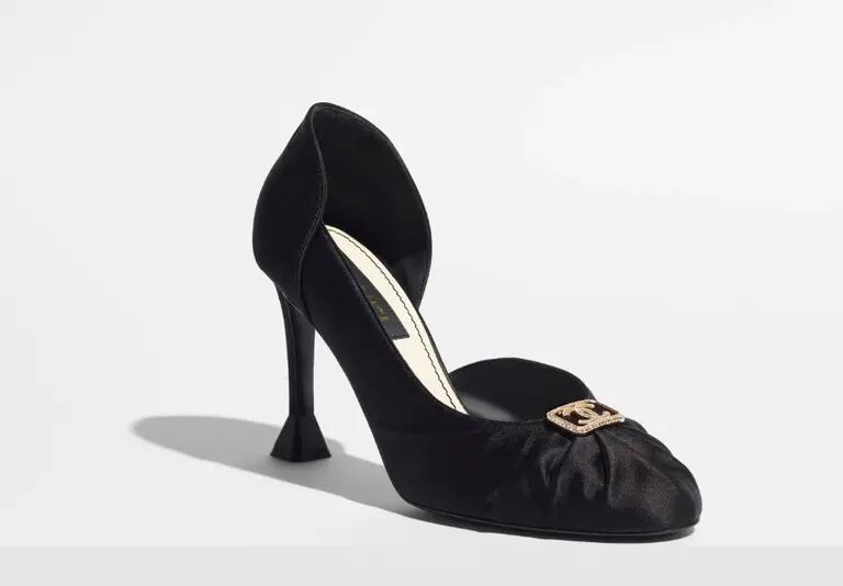 Sapato Pumps Black da Chanel: modelo a R$ 10.180 em loja no shopping JK Iguatemidfd