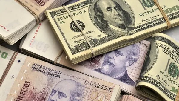 Restricciones al dólar: Gobierno dispuso nuevos límites a operaciones financierasdfd