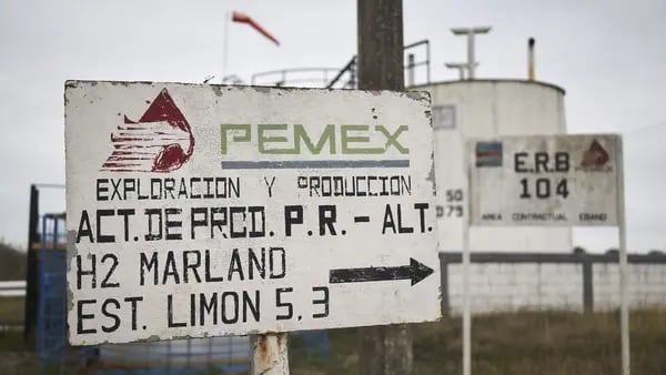Pemex reduce sus exportaciones de petróleo al nivel más bajo registradodfd
