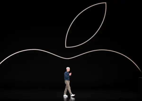 Tim Cook, CEO de Apple, durante un evento de Apple en el Steve Jobs Theater del Apple Park el 12 de septiembre de 2018 en Cupertino, California.